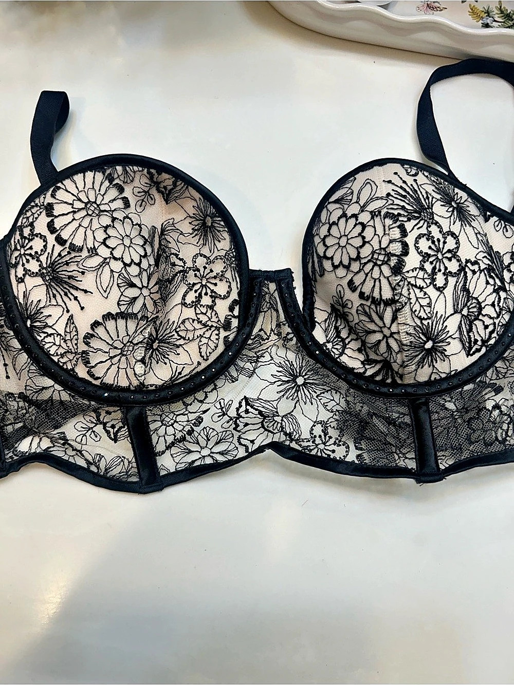 Victoria's Secret Floral Lace Bra 34C Black